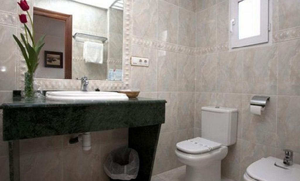Hotel Avenida Yecla Room photo